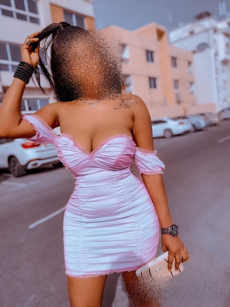 1 Saat İçin Kaynarca Eve Gelen Escort Olan Kadınlar